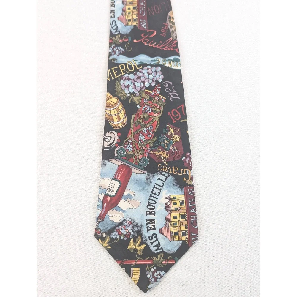 Nicole Miller 1993 Vintage Silk Tie Bordeaux Wine Grapes Novelty Print Mens 1520